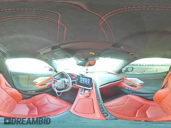 ✅ 2022 Chevrolet Corvette 3LT • VIN: 1G1YC2D45N5117773 • Lot: 49688125. Wystawiony na Copart z przebiegiem 15 660 mil. Bezpłatny archiwum sprzedaży aukcyjnych z USA i szczegółowy raport historii pojazdu na DreamBid. Zdjęcie 13.