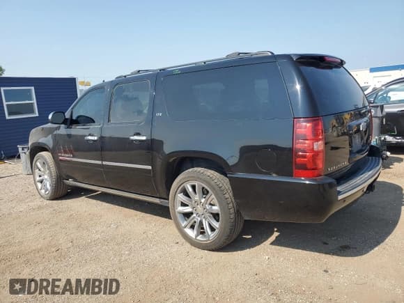 ✅ 2013 Chevrolet Suburban LTZ • VIN: 1GNSKKE71DR153449 • Lot: 62754034. Wystawiony na Copart z przebiegiem 172 482 mil. Bezpłatny archiwum sprzedaży aukcyjnych z USA i szczegółowy raport historii pojazdu na DreamBid. Zdjęcie 2.