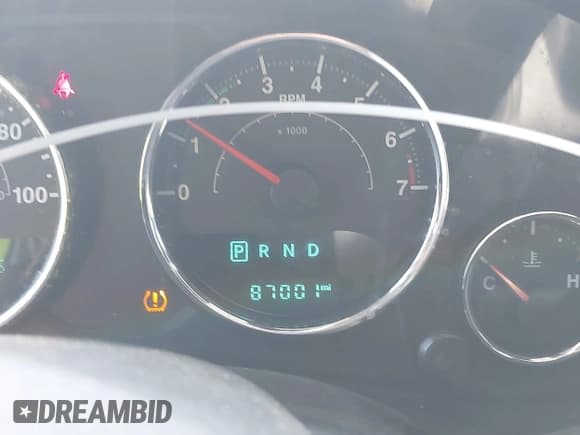 ✅ 2016 Jeep Wrangler Unlimited Sport • VIN: 1C4BJWDG7GL229364 • Lot: 42239069. Wystawiony na IAAI z przebiegiem 87 001 mil. Bezpłatny archiwum sprzedaży aukcyjnych z USA i szczegółowy raport historii pojazdu na DreamBid. Zdjęcie 7.