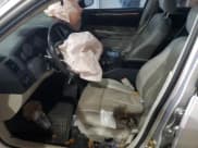 ✅ 2006 Chrysler 300 Touring • VIN: 2C3KK53G66H500746 • Lot: 89551655. Listed on Copart with 127,044 mi. Free auction sales archive from the USA and detailed vehicle history report at DreamBid. Image 7.