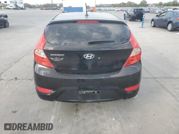 ✅ 2014 Hyundai Accent GS • VIN: KMHCT5AE4EU192935 • Лот: 78154344. Опубликован ранее на Copart с пробегом 116 391 миль. Бесплатный доступ к архиву аукционных продаж из США и подробный отчёт об истории автомобиля на DreamBid. Изображение 6.
