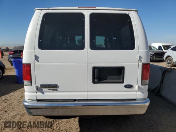 ✅ 2007 Ford Econoline Passenger XL • VIN: 1FBNE31LX7DA34195 • Lot: 90722165. Wystawiony na Copart z przebiegiem 136 306 mil. Bezpłatny archiwum sprzedaży aukcyjnych z USA i szczegółowy raport historii pojazdu na DreamBid. Zdjęcie 6.