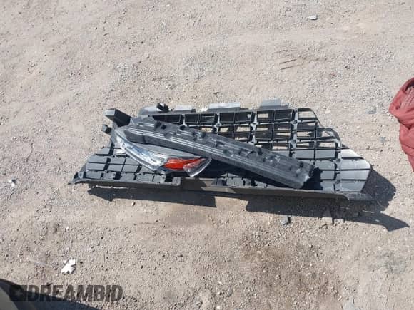 2021 Hyundai Venue SEL z VIN KMHRC8A30MU105444, wystawiony jako IAAI lot #43313410 z przebiegiem 57 233 mil mil oraz . Historia ofert i sprzedaży dostępna na DreamBid. Obrazek 12.