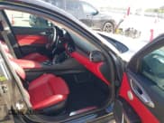 ✅ 2018 Alfa Romeo Giulia Ti Sport • VIN: ZARFAEEN4J7574429 • Лот: 43158939. Опубликован ранее на IAAI с пробегом 73 350 миль. Бесплатный доступ к архиву аукционных продаж из США и подробный отчёт об истории автомобиля на DreamBid. Изображение 5.