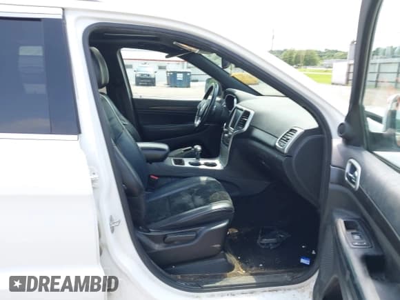 ✅ 2015 Jeep Grand Cherokee Altitude • VIN: 1C4RJFAG8FC941996 • Лот: 42868604. Опубликован ранее на IAAI с пробегом 184 836 миль. Бесплатный доступ к архиву аукционных продаж из США и подробный отчёт об истории автомобиля на DreamBid. Изображение 5.