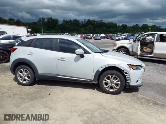 ✅ 2018 Mazda CX-3 Sport • VIN: JM1DKDB77J1322532 • Lot: 42693685. Wystawiony na IAAI z przebiegiem 69 009 mil. Bezpłatny archiwum sprzedaży aukcyjnych z USA i szczegółowy raport historii pojazdu na DreamBid. Zdjęcie 13.