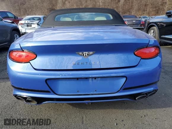 ✅ 2023 Bentley Continental GT GT V8 • VIN: SCBDG4ZG1PC011332 • Lot: 87884345. Listed on Copart with 961 mi. Free auction sales archive from the USA and detailed vehicle history report at DreamBid. Image 6.