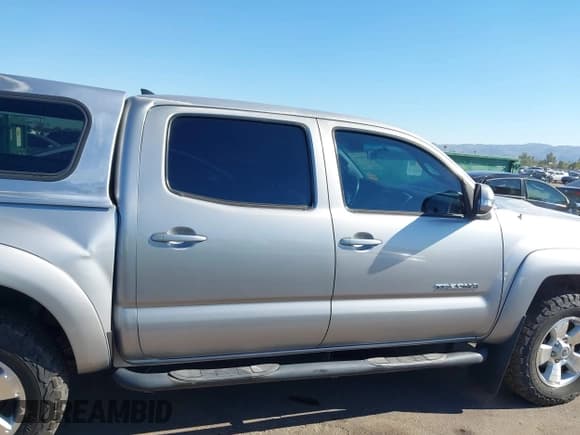 ✅ 2015 Toyota Tacoma • VIN: 3TMLU4EN7FM175106 • Лот: 43790944. Опубликован ранее на IAAI с пробегом 51 059 миль. Бесплатный доступ к архиву аукционных продаж из США и подробный отчёт об истории автомобиля на DreamBid. Изображение 13.