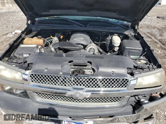 ✅ 2004 Chevrolet Silverado 1500 LS • VIN: 2GCEC19T641103482 • Лот: 71957694. Опубликован ранее на Copart с пробегом 126 254 миль. Бесплатный доступ к архиву аукционных продаж из США и подробный отчёт об истории автомобиля на DreamBid. Изображение 11.