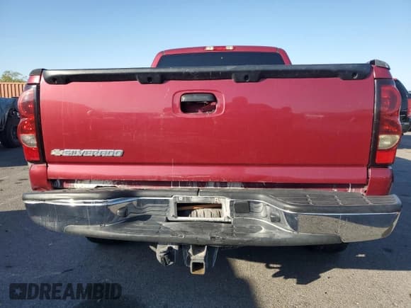 ✅ 2006 Chevrolet Silverado 1500 LT1 • VIN: 2GCEC19T561144477 • Лот: 74544274. Опубликован ранее на Copart с пробегом 173 275 миль. Бесплатный доступ к архиву аукционных продаж из США и подробный отчёт об истории автомобиля на DreamBid. Изображение 6.