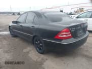 ✅ 2003 Mercedes-Benz C 320 • VIN: WDBRF84J23F341083 • Lot: 41447768. Wystawiony na IAAI z przebiegiem Nie podano. Bezpłatny archiwum sprzedaży aukcyjnych z USA i szczegółowy raport historii pojazdu na DreamBid. Zdjęcie 3.