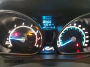 ✅ 2015 Ford Fiesta SE • VIN: 3FADP4BJ6FM199433 • Lot: 91660375. Wystawiony na Copart z przebiegiem 143 814 mil. Bezpłatny archiwum sprzedaży aukcyjnych z USA i szczegółowy raport historii pojazdu na DreamBid. Zdjęcie 9.