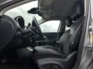 ✅ 2018 Jeep Compass Latitude • VIN: 3C4NJCBB5JT263110 • Lot: 47280185. Wystawiony na Copart z przebiegiem 123 653 mil. Bezpłatny archiwum sprzedaży aukcyjnych z USA i szczegółowy raport historii pojazdu na DreamBid. Zdjęcie 7.