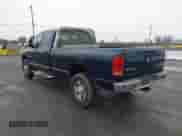 2005 Dodge 3500 SLT z VIN 3D7LS38C35G814451, wystawiony jako IAAI lot #41188892 z przebiegiem 247 468 mil mil oraz . Historia ofert i sprzedaży dostępna na DreamBid. Obrazek 3.
