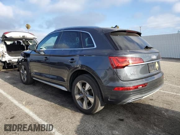 ✅ 2023 Audi Q5 Premium • VIN: WA1ABAFYXP2014370 • Lot: 66169905. Wystawiony na Copart z przebiegiem 34 594 mil. Bezpłatny archiwum sprzedaży aukcyjnych z USA i szczegółowy raport historii pojazdu na DreamBid. Zdjęcie 2.