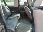 ✅ 2006 Honda Element EX-P • VIN: 5J6YH277X6L012197 • Lot: 71089094. Wystawiony na Copart z przebiegiem 197 290 mil. Bezpłatny archiwum sprzedaży aukcyjnych z USA i szczegółowy raport historii pojazdu na DreamBid. Zdjęcie 10.