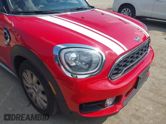 ✅ 2019 MINI Countryman Cooper S • VIN: WMZYT5C59K3G91161 • Lot: 42689582. Listed on IAAI with 49,811 mi. Free auction sales archive from the USA and detailed vehicle history report at DreamBid. Image 6.