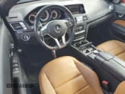 ✅ 2015 Mercedes-Benz E 400 • VIN: WDDKJ6HB5FF304046 • Лот: 70522085. Опубликован ранее на Copart с пробегом 142 952 миль. Бесплатный доступ к архиву аукционных продаж из США и подробный отчёт об истории автомобиля на DreamBid. Изображение 8.