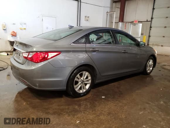 ✅ 2013 Hyundai Sonata GLS • VIN: 5NPEB4AC8DH711468 • Lot: 74816284. Listed on Copart with 229,623 mi. Free auction sales archive from the USA and detailed vehicle history report at DreamBid. Image 3.