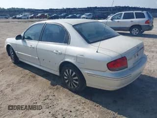 ✅ 2004 Hyundai Sonata • VIN: KMHWF25S34A946488 • Lot: 42821192. Listed on IAAI with 127,034 mi. Free auction sales archive from the USA and detailed vehicle history report at DreamBid. Image 3.