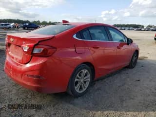 ✅ 2019 Chevrolet Cruze LT • VIN: 1G1BE5SM8K7139674 • Lot: 70797942. Listed on Copart with 95,479 mi. Free auction sales archive from the USA and detailed vehicle history report at DreamBid. Image 3.