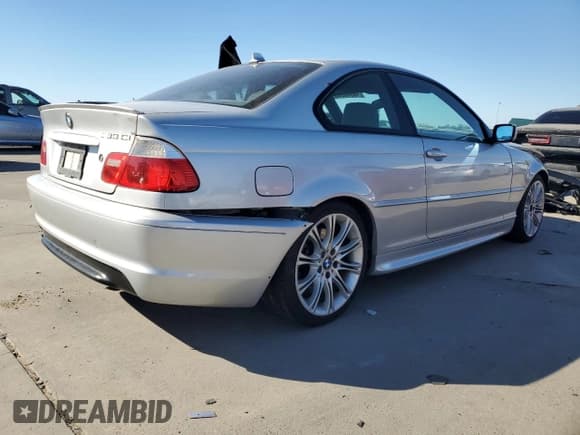 ✅ 2004 BMW 3 Series 330Ci • VIN: WBABD53424PL14381 • Lot: 84646265. Wystawiony na Copart z przebiegiem 118 469 mil. Bezpłatny archiwum sprzedaży aukcyjnych z USA i szczegółowy raport historii pojazdu na DreamBid. Zdjęcie 3.