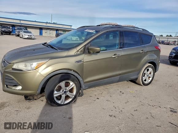 ✅ 2013 Ford Escape SE • VIN: 1FMCU0G94DUD07249 • Lot: 96500705. Wystawiony na Copart z przebiegiem 107 683 mil. Bezpłatny archiwum sprzedaży aukcyjnych z USA i szczegółowy raport historii pojazdu na DreamBid. Zdjęcie 1.