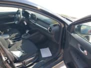 ✅ 2021 Kia Forte LXS • VIN: 3KPF24AD6ME287337 • Lot: 42376196. Listed on IAAI with 31,406 mi. Free auction sales archive from the USA and detailed vehicle history report at DreamBid. Image 5.