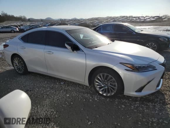 ✅ 2020 Lexus ES 350 Ultra Luxury • VIN: 58AFZ1B17LU067465 • Лот: 86485864. Опубликован ранее на Copart с пробегом 76 094 миль. Бесплатный доступ к архиву аукционных продаж из США и подробный отчёт об истории автомобиля на DreamBid. Изображение 4.