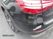 ✅ 2019 Mercedes-Benz GLC 350e • VIN: WDC0G5EB4KF600808 • Lot: 42549410. Wystawiony na IAAI z przebiegiem 70 807 mil. Bezpłatny archiwum sprzedaży aukcyjnych z USA i szczegółowy raport historii pojazdu na DreamBid. Zdjęcie 19.