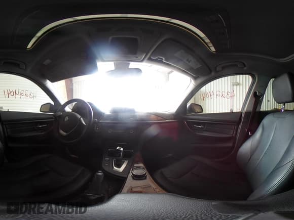 ✅ 2014 BMW 3 Series 328d • VIN: WBA3D3C55EF099345 • Лот: 43224041. Опубликован ранее на IAAI с пробегом 175 094 миль. Бесплатный доступ к архиву аукционных продаж из США и подробный отчёт об истории автомобиля на DreamBid. Изображение 18.