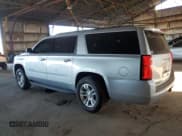 ✅ 2019 Chevrolet Suburban LS • VIN: 1GNSCGKC3KR264769 • Lot: 82259595. Wystawiony na Copart z przebiegiem 76 803 mil. Bezpłatny archiwum sprzedaży aukcyjnych z USA i szczegółowy raport historii pojazdu na DreamBid. Zdjęcie 2.