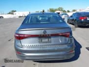 ✅ 2025 Volkswagen Jetta S • VIN: 3VW5X7BU4SM108970 • Lot: 43692037. Listed on IAAI with 4,609 mi. Free auction sales archive from the USA and detailed vehicle history report at DreamBid. Image 16.