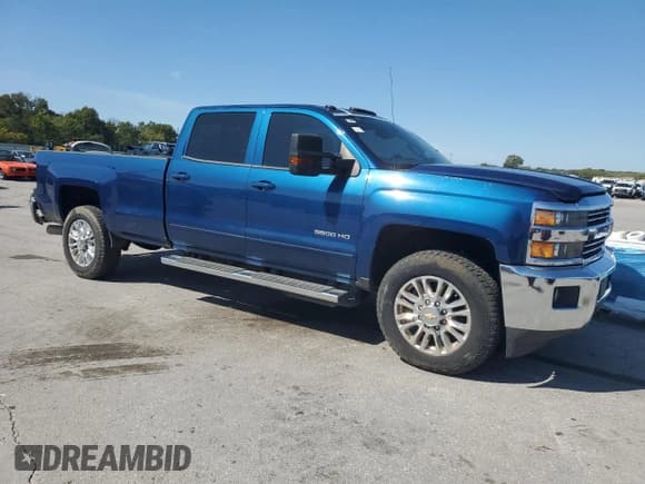 ✅ 2018 Chevrolet Silverado 1500 • VIN: 1GC4CZCY5JF196630 • Лот: 71878275. Опубликован ранее на Copart с пробегом 205 432 миль. Бесплатный доступ к архиву аукционных продаж из США и подробный отчёт об истории автомобиля на DreamBid. Изображение 4.