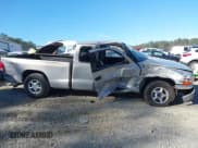 ✅ 2000 Dodge Dakota • VIN: 1B7GL22X9YS521262 • Lot: 41635416. Wystawiony na IAAI z przebiegiem 403 083 mil. Bezpłatny archiwum sprzedaży aukcyjnych z USA i szczegółowy raport historii pojazdu na DreamBid. Zdjęcie 13.