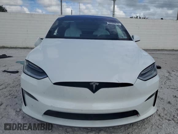 ✅ 2023 Tesla Model X Plaid • VIN: 7SAXCBE67PF384100 • Lot: 60360815. Wystawiony na Copart z przebiegiem Nie podano. Bezpłatny archiwum sprzedaży aukcyjnych z USA i szczegółowy raport historii pojazdu na DreamBid. Zdjęcie 5.