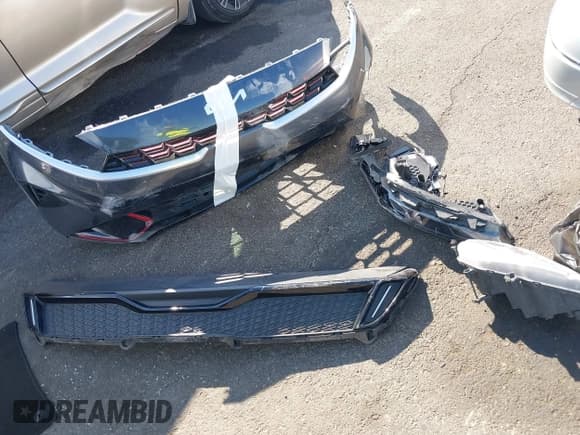 ✅ 2023 Kia Forte GT-Line • VIN: 3KPF54AD7PE584502 • Lot: 43160627. Wystawiony na IAAI z przebiegiem Nie podano. Bezpłatny archiwum sprzedaży aukcyjnych z USA i szczegółowy raport historii pojazdu na DreamBid. Zdjęcie 12.