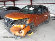 ✅ 2023 Nissan Kicks SR • VIN: 3N1CP5DV8PL531801 • Lot: 43740530. Wystawiony na IAAI z przebiegiem 42 950 mil. Bezpłatny archiwum sprzedaży aukcyjnych z USA i szczegółowy raport historii pojazdu na DreamBid. Zdjęcie 19.