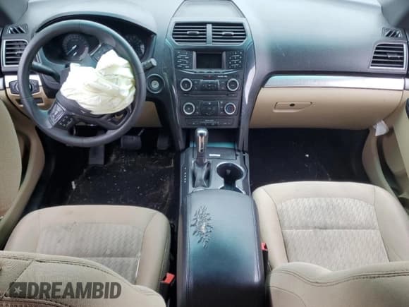 ✅ 2017 Ford Explorer • VIN: 1FM5K8B89HGA92905 • Lot: 58726125. Wystawiony na Copart z przebiegiem 110 116 mil. Bezpłatny archiwum sprzedaży aukcyjnych z USA i szczegółowy raport historii pojazdu na DreamBid. Zdjęcie 8.