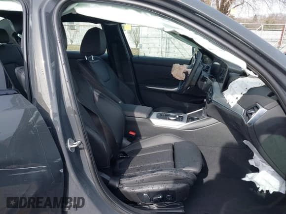 ✅ 2024 BMW 3 Series M340i xDrive • VIN: 3MW49FF00R8D98781 • Lot: 41647711. Wystawiony na IAAI z przebiegiem 8 662 mil. Bezpłatny archiwum sprzedaży aukcyjnych z USA i szczegółowy raport historii pojazdu na DreamBid. Zdjęcie 5.