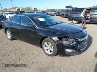 2020 Chevrolet Malibu LS z VIN 1G1ZC5STXLF116075, wystawiony jako IAAI lot #43417810 z przebiegiem 58 023 mil mil oraz . Historia ofert i sprzedaży dostępna na DreamBid. Obrazek 1.