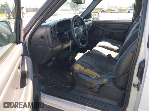 ✅ 2004 GMC Sierra 1500 • VIN: 1GTEC19T44E127956 • Лот: 42690309. Опубликован ранее на IAAI с пробегом 368 452 миль. Бесплатный доступ к архиву аукционных продаж из США и подробный отчёт об истории автомобиля на DreamBid. Изображение 5.