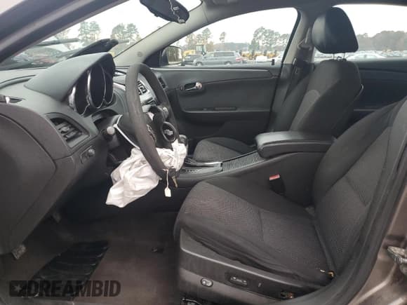 ✅ 2012 Chevrolet Malibu 1LT • VIN: 1G1ZC5E0XCF148199 • Lot: 82519784. Listed on Copart with 248,027 mi. Free auction sales archive from the USA and detailed vehicle history report at DreamBid. Image 7.