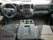 2022 Chevrolet Silverado 1500 Work Truck z VIN 1GCPDAEK1NZ602024, wystawiony jako Copart lot #67519084 z przebiegiem Nie podano mil oraz Szkoda całkowita • Salvage title. Historia ofert i sprzedaży dostępna na DreamBid. Obrazek 8.