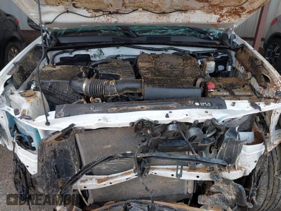 ✅ 2019 Toyota Tacoma SR • VIN: 3TMGZ5AN3KM247329 • Lot: 42756401. Listed on IAAI with 18,913 mi. Free auction sales archive from the USA and detailed vehicle history report at DreamBid. Image 10.