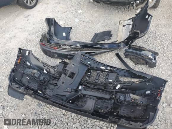 2022 Jeep Grand Cherokee Limited with VIN 1C4RJKBG6N8632522, listed as a Copart auction lot 85178215 with 39,215 mi miles and Salvage title. Bid and sale history available at DreamBid. Image 13.