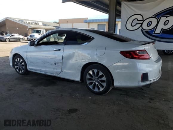 ✅ 2015 Honda Accord EX-L • VIN: 1HGCT1B80FA002719 • Lot: 89919855. Listed on Copart with 201,635 mi. Free auction sales archive from the USA and detailed vehicle history report at DreamBid. Image 2.