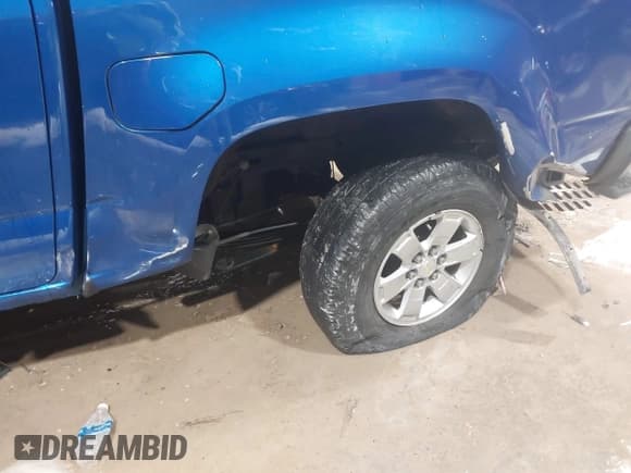 ✅ 2018 Chevrolet Colorado 2WD Work Truck • VIN: 1GCGSBEA8J1226207 • Lot: 41140073. Listed on IAAI with 108,578 mi. Free auction sales archive from the USA and detailed vehicle history report at DreamBid. Image 6.