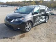 ✅ 2014 Toyota Sienna SE • VIN: 5TDXK3DC3ES453080 • Лот: 43616738. Опубликован ранее на IAAI с пробегом 78 926 миль. Бесплатный доступ к архиву аукционных продаж из США и подробный отчёт об истории автомобиля на DreamBid. Изображение 17.