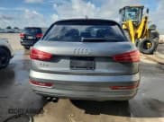 ✅ 2017 Audi Q3 Premium • VIN: WA1BCCFS7HR016675 • Lot: 85274405. Wystawiony na Copart z przebiegiem 119 806 mil. Bezpłatny archiwum sprzedaży aukcyjnych z USA i szczegółowy raport historii pojazdu na DreamBid. Zdjęcie 6.